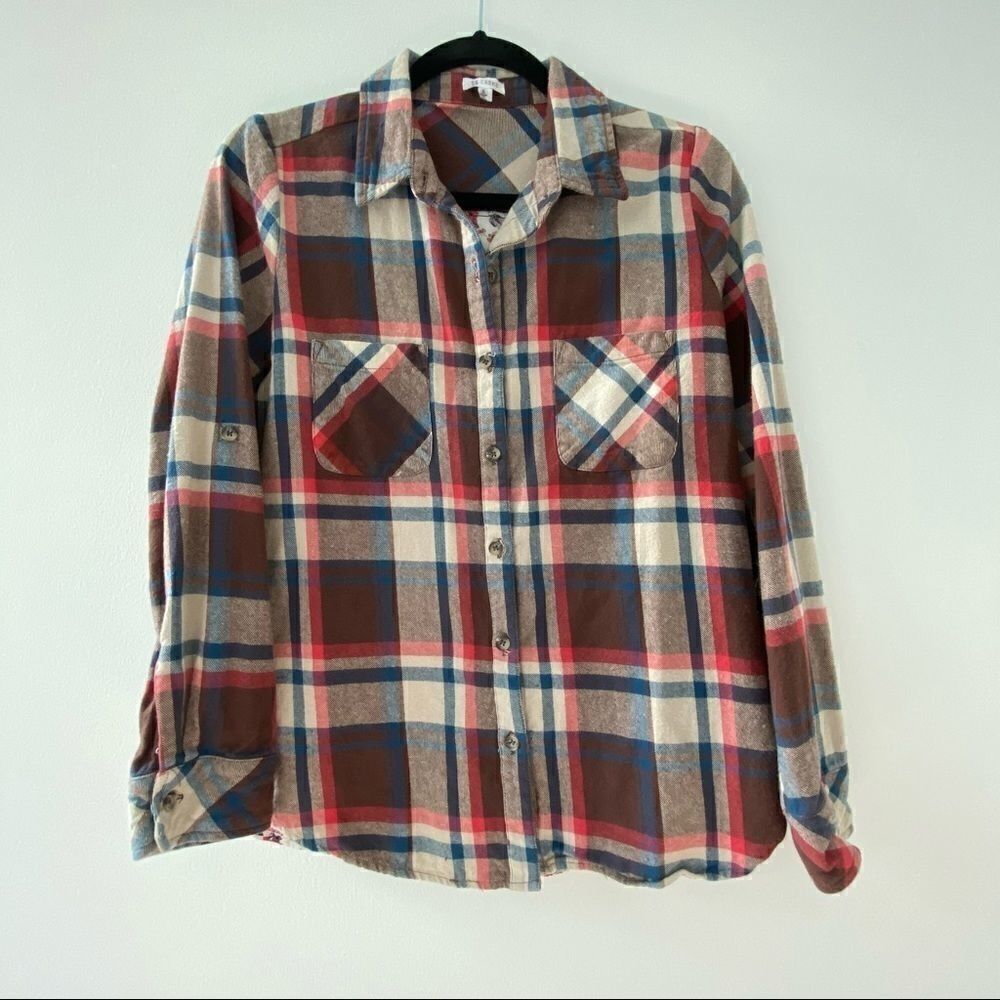En Creme Brown Plaid Button Down with Floral Back Size Small